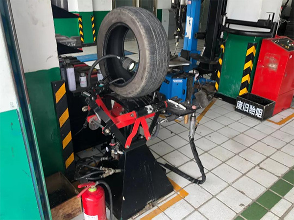 輪胎拆胎機簡單使用及技巧